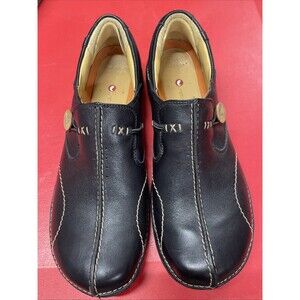 Clarks Unstructured Un Loop Sz 9 Black Leather Slip On Lightweight Walking